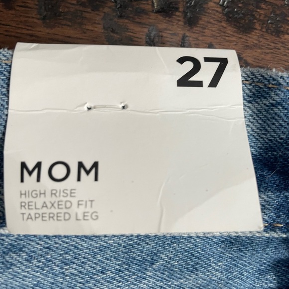 Forever 21 Premium Mom jeans, medium wash - Picture 3 of 5